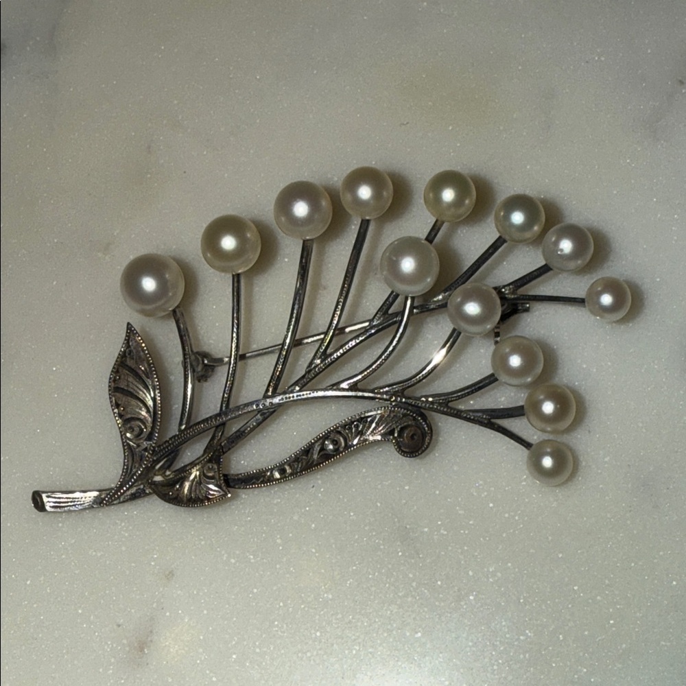 Elegant Sterling Silver and Pearl Floral Brooch